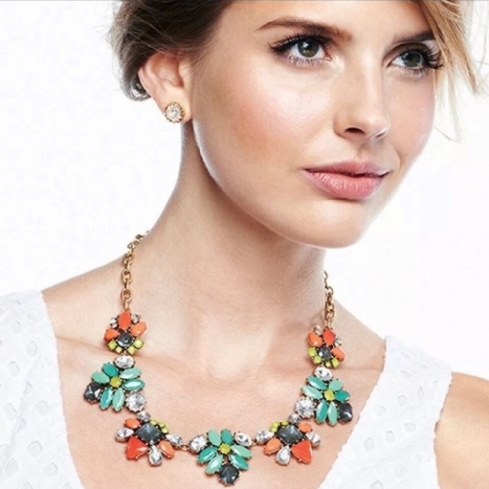 Stella & Dot | Retired Teal Coral & Crystal Elodie Statement Necklace - Picture 5 of 16